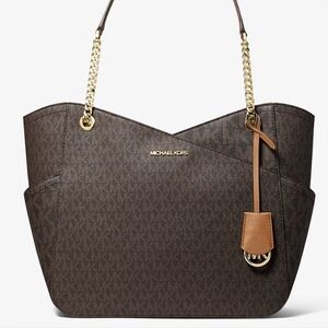 Michael kors shoulder bag / color brown